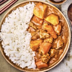 assiette de curry japonais